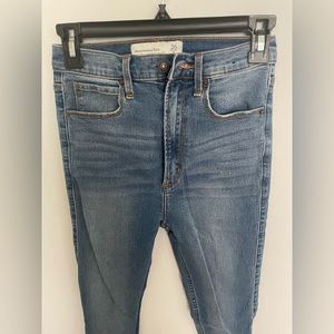 Abercrombie Ultra High Rise Skinny Jeans